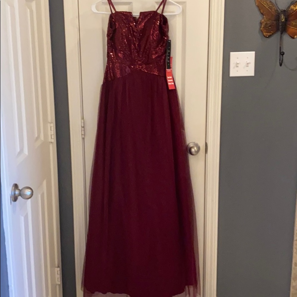 Strapless long burgundy dress size 11